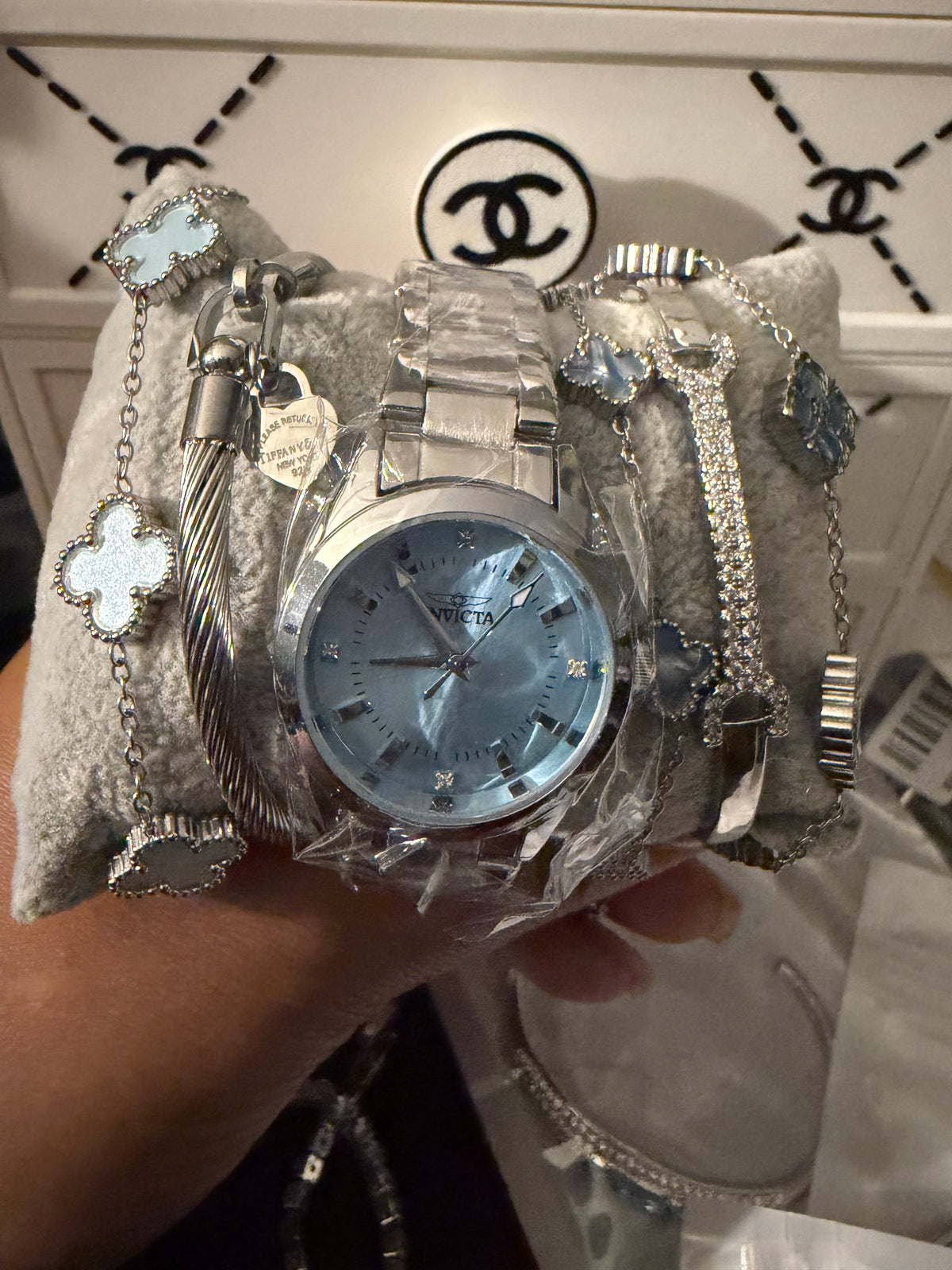 Tiffany & Invicta Stack Set