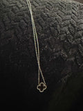 Reversible Clover Necklace blue/black